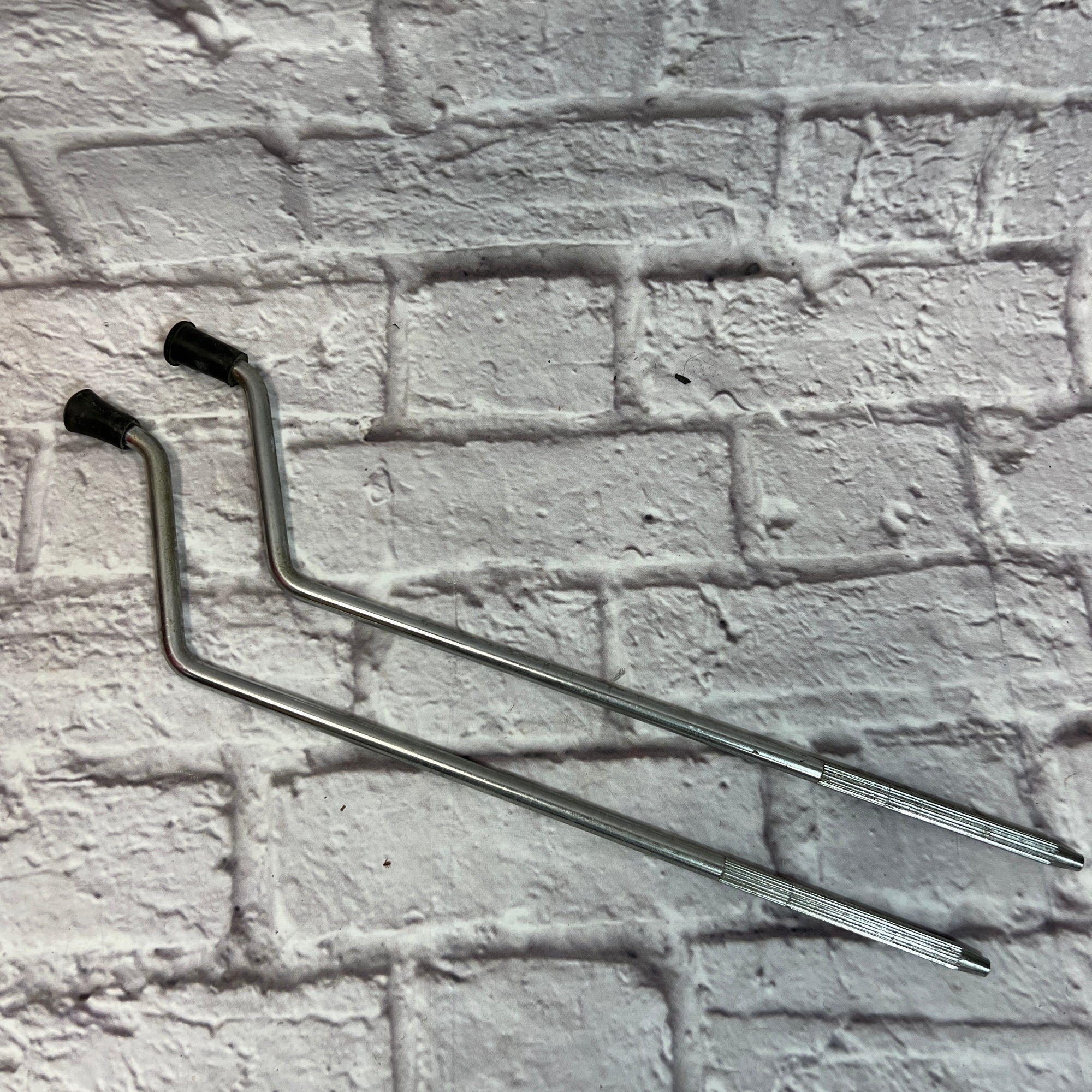 Ludwig 1967 16x16 Red Sparkle Floor Tom