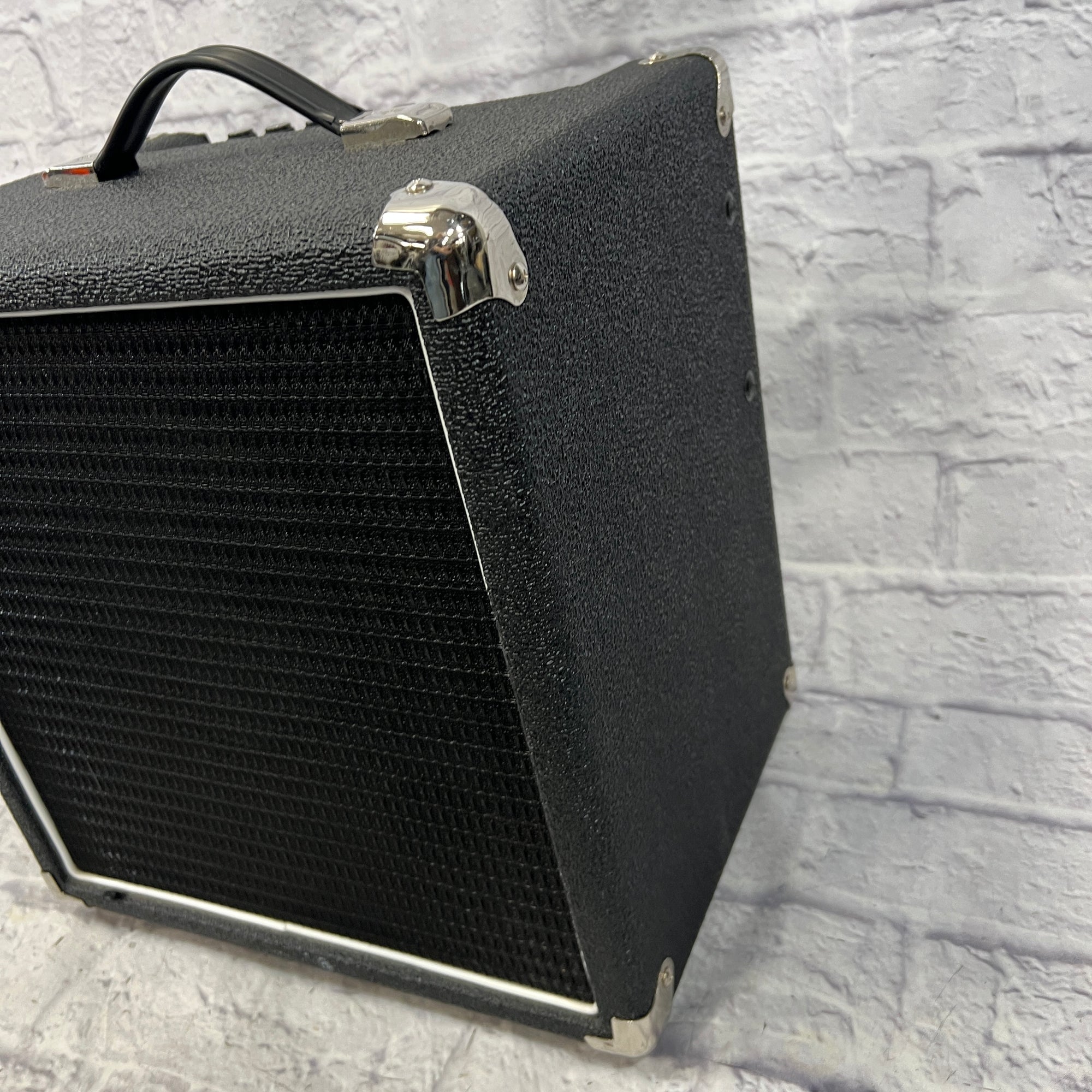 Ampeg BA108 Bass Guitar Combo Amp