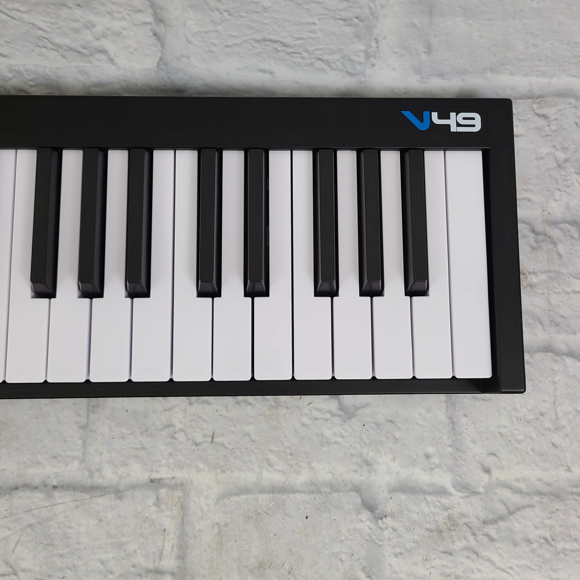 Alesis V49 Midi Keyboard Controller