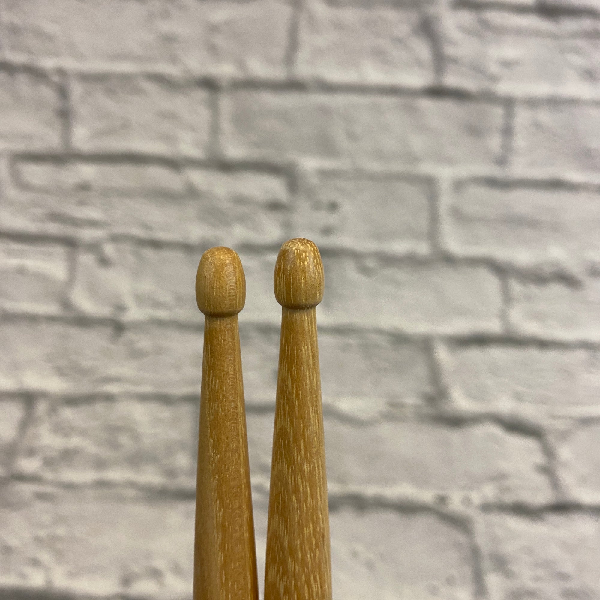 Vic Firth American Classic 5A Drumsticks Wood Tip