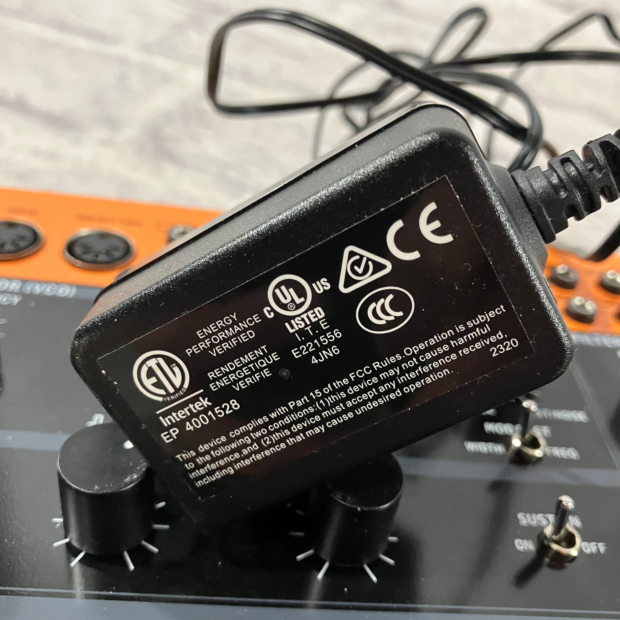 Behringer Crave Analog Synth