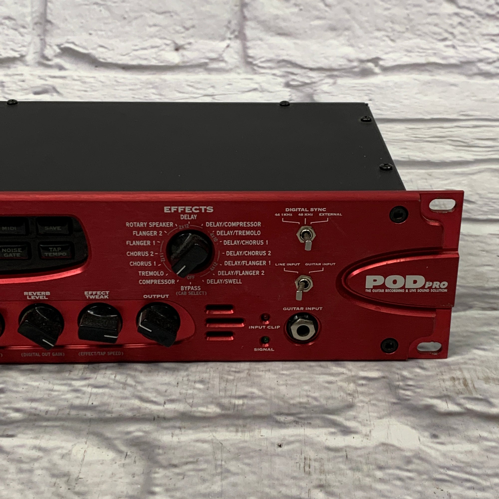 Line 6 POD Pro Rackmount Multi-Effect and Amp Modeler