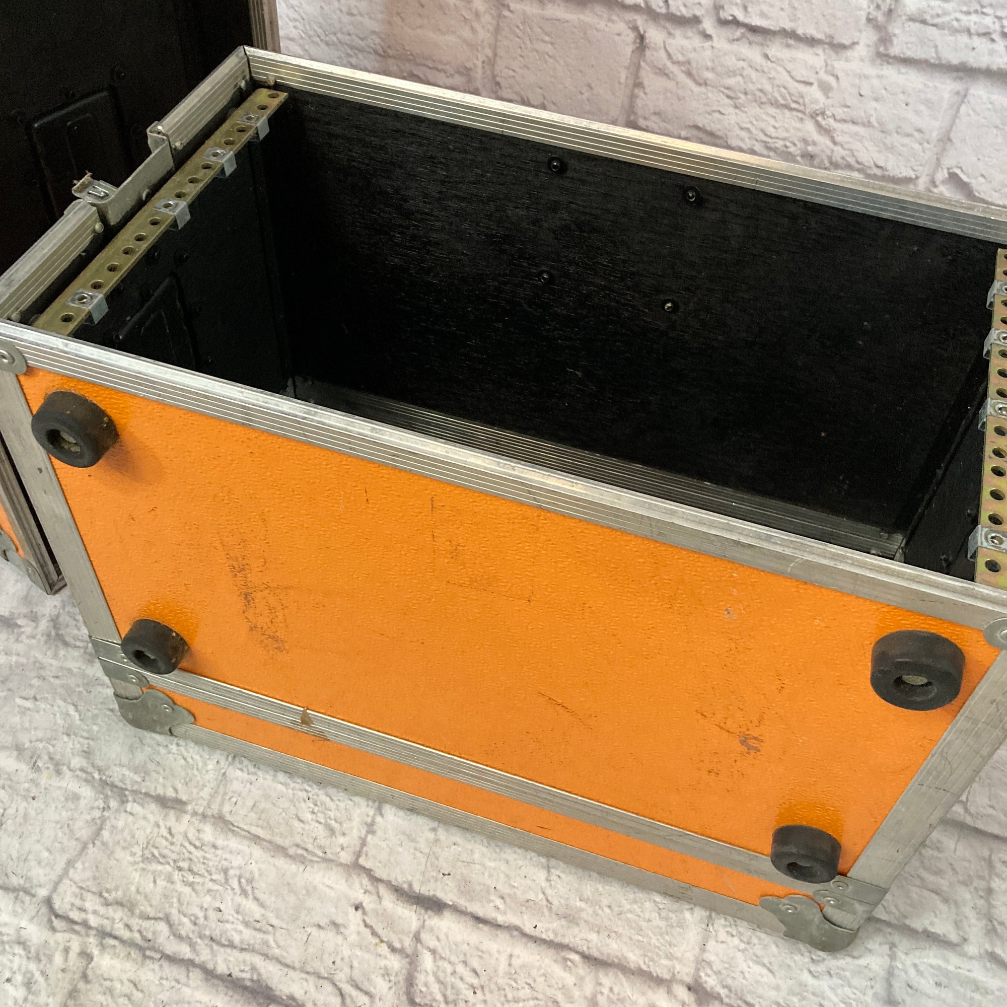 Starcase Orange 6U Rack Case
