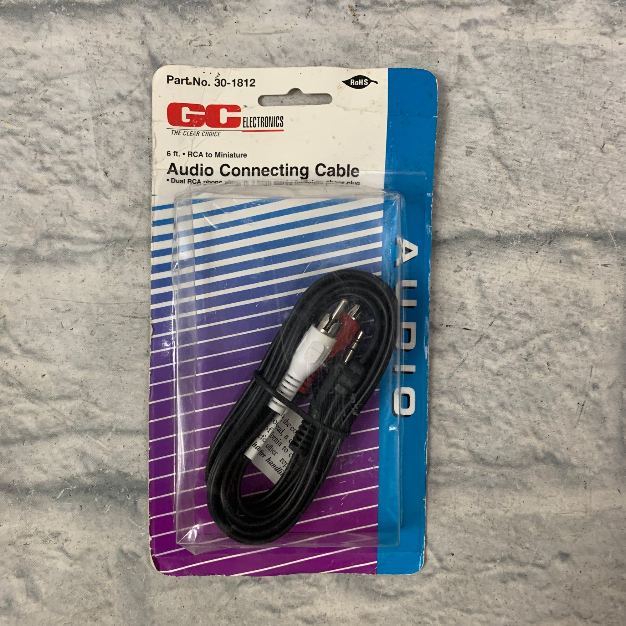 GC Electronics 30-1812 RCA to 3.5mm Cable Adapter/Splitter - New Old Stock!