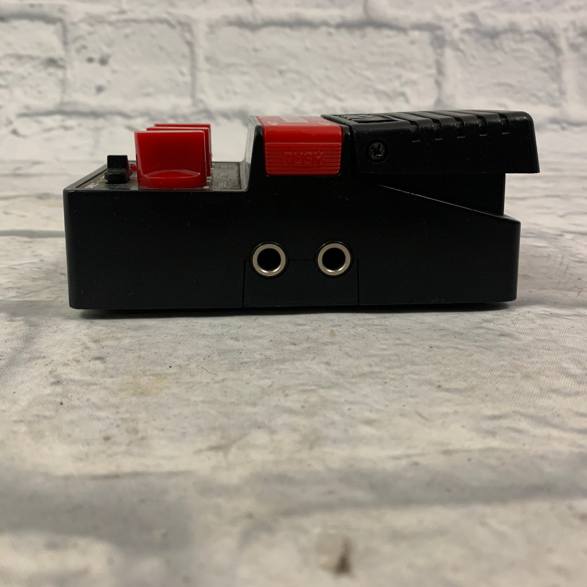 Arion SDI-1 Distortion Pedal