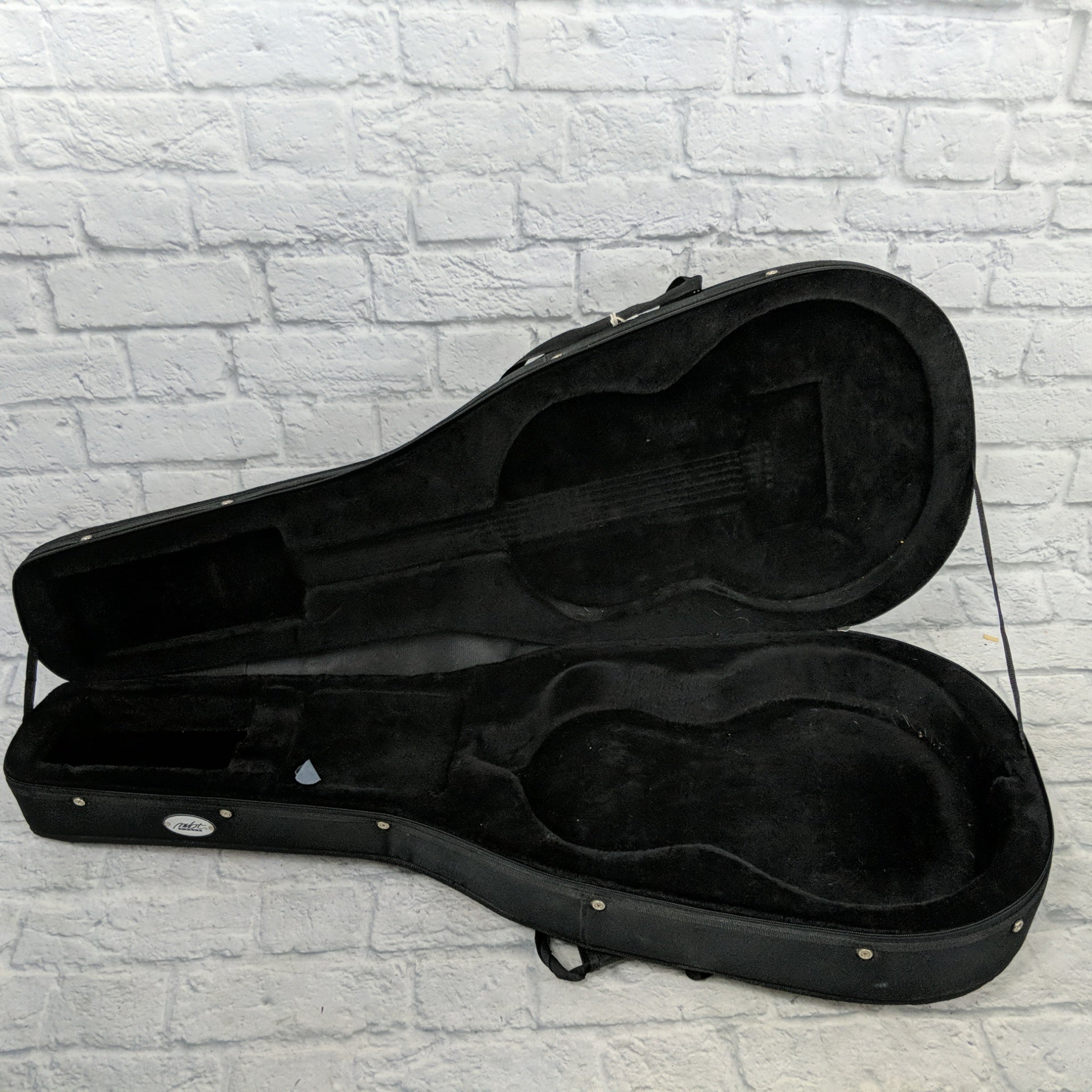 MBT Cases Hardshell Acoustic Case
