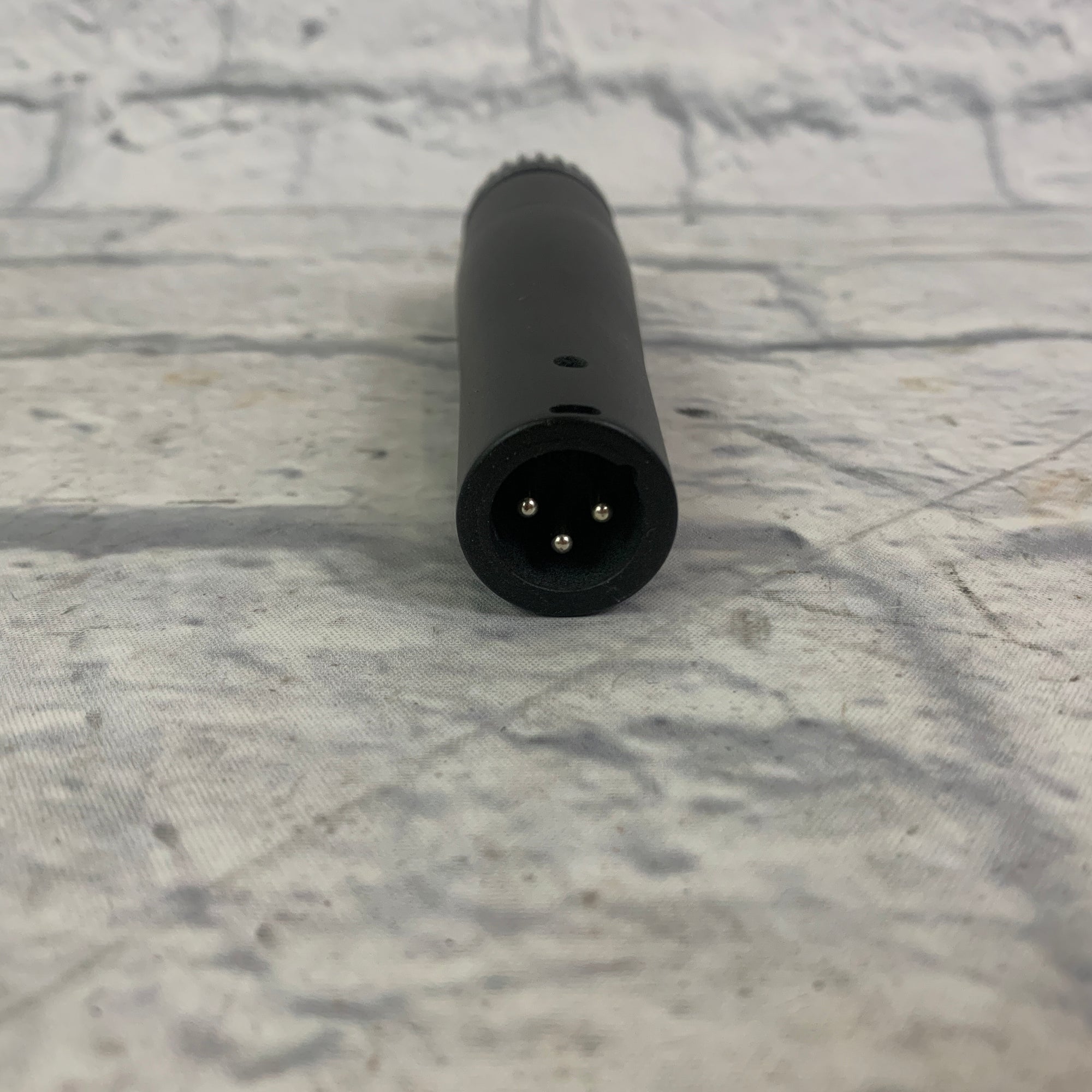 Shure SM57 Dynamic Microphone