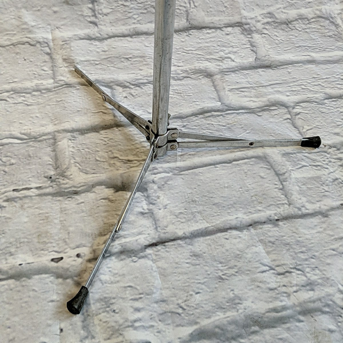 Vintage Dewey Snare Stand
