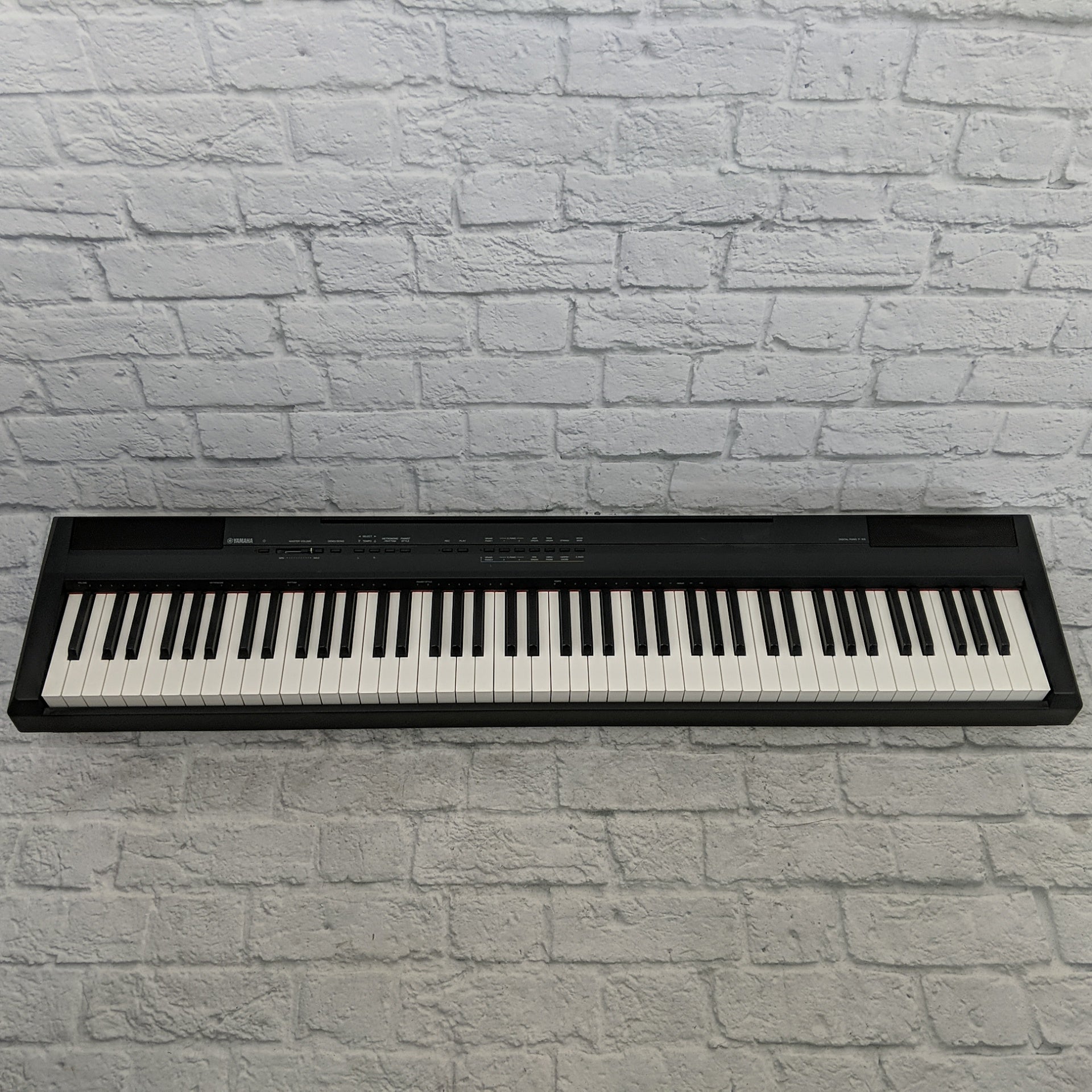 Yamaha P-105 Digital Stage Piano