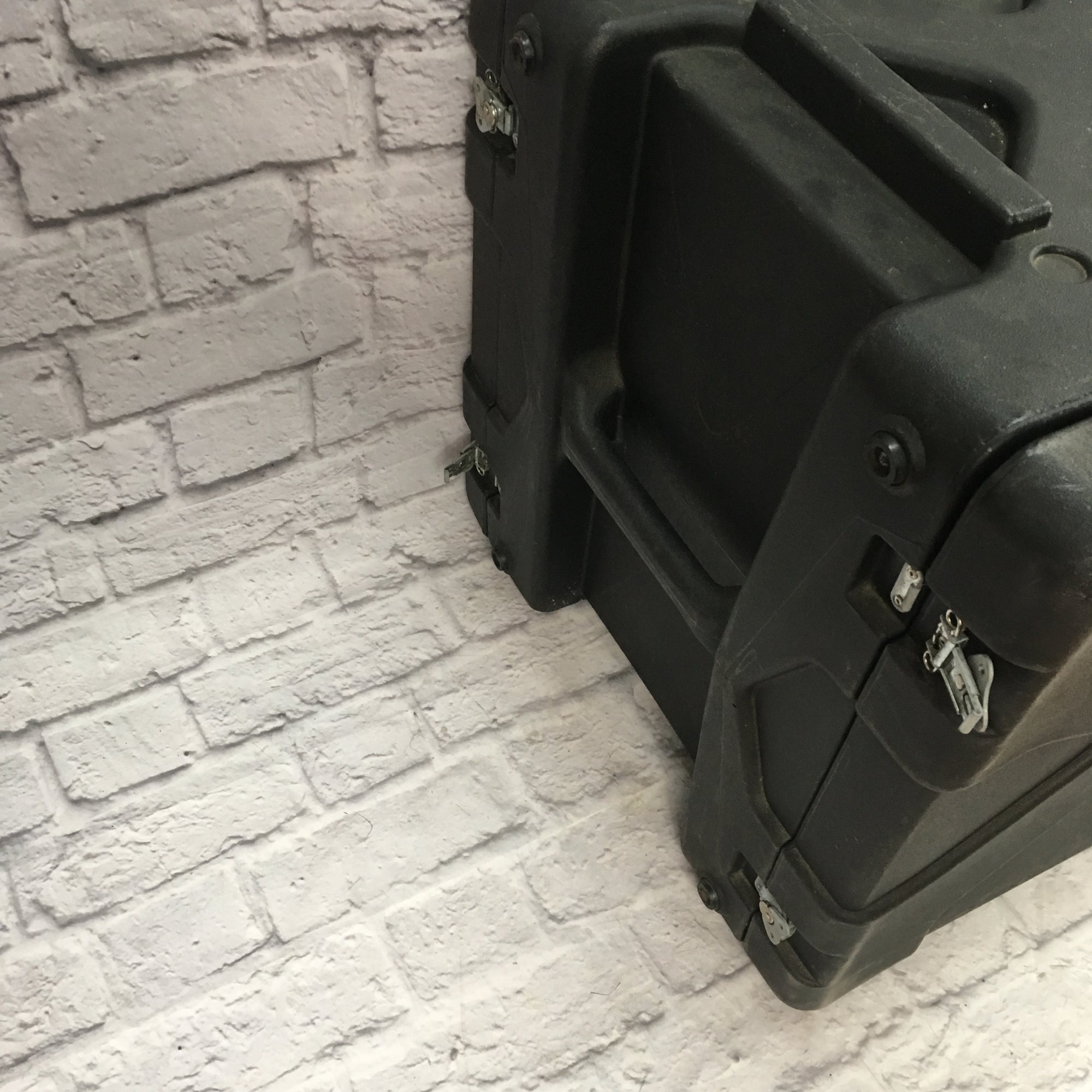 SKB 12 Space Rack Case