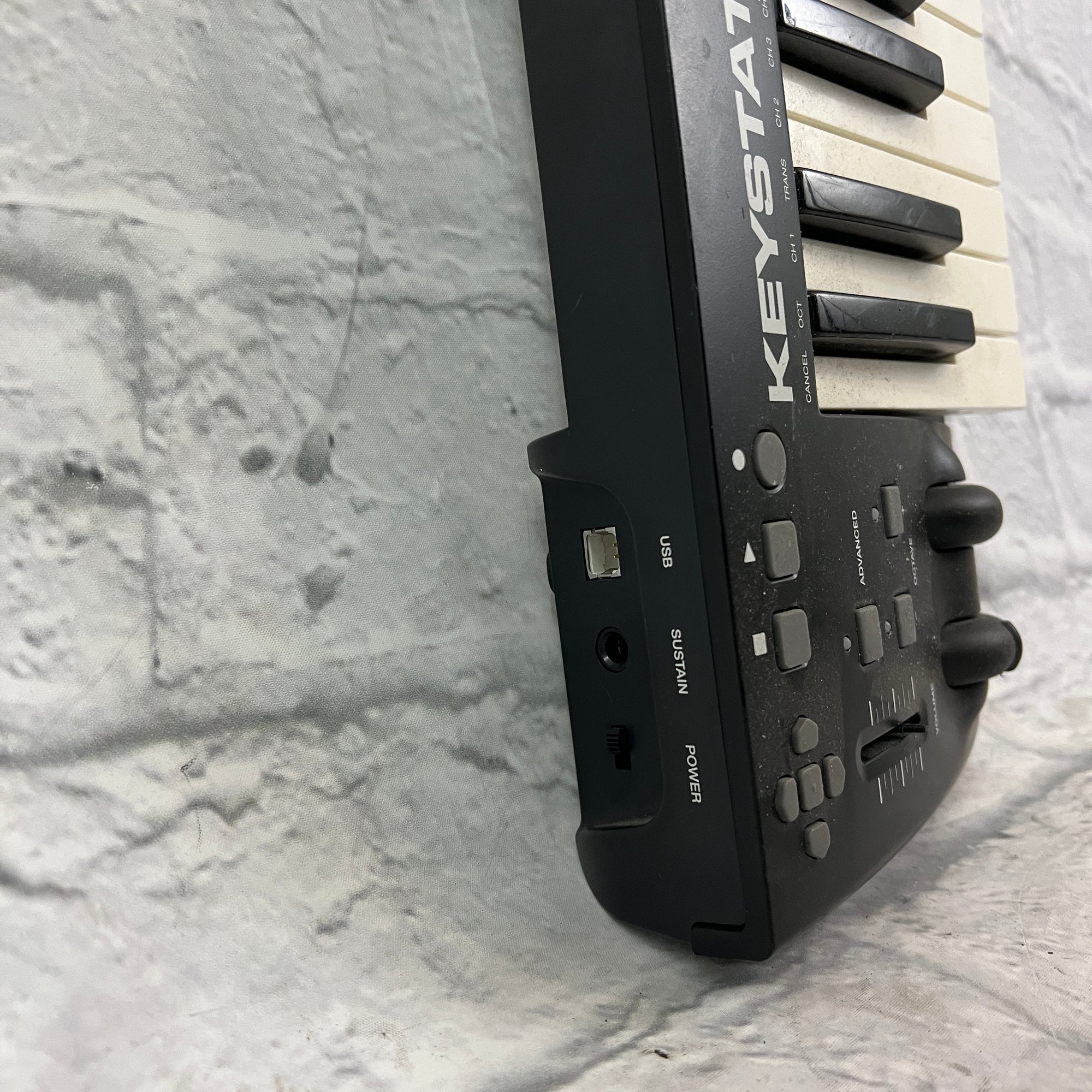 M Audio Keystation 49es Midi Controller