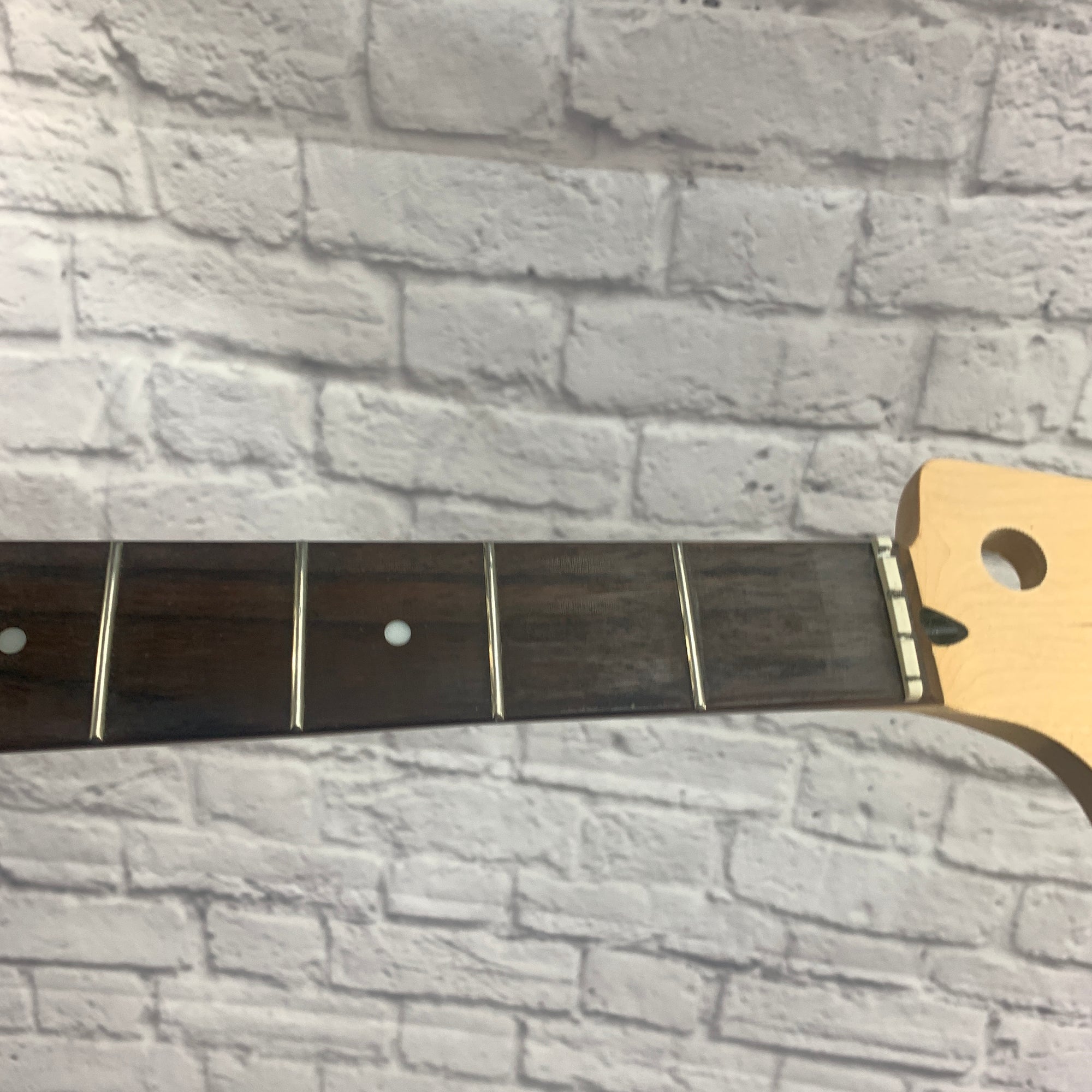 Squier Affinity P Bass Maple Neck