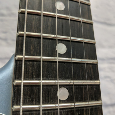 Fender American Elite Strat EB SA Ebony Fretboard - Satin Ice Blue
