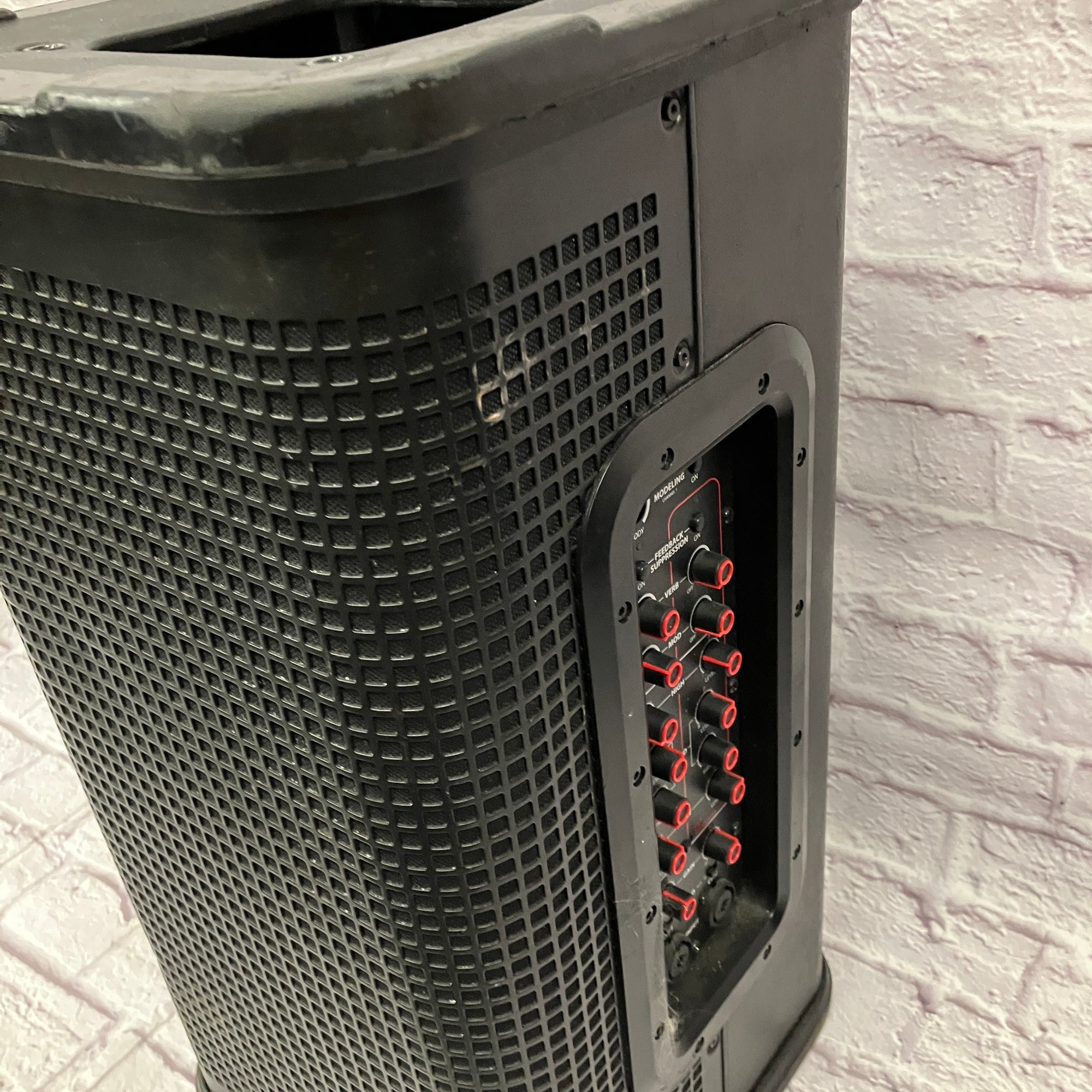 Line 6 StageSource L2t 2Way 800Watt Active Loudspeaker Evolution Music