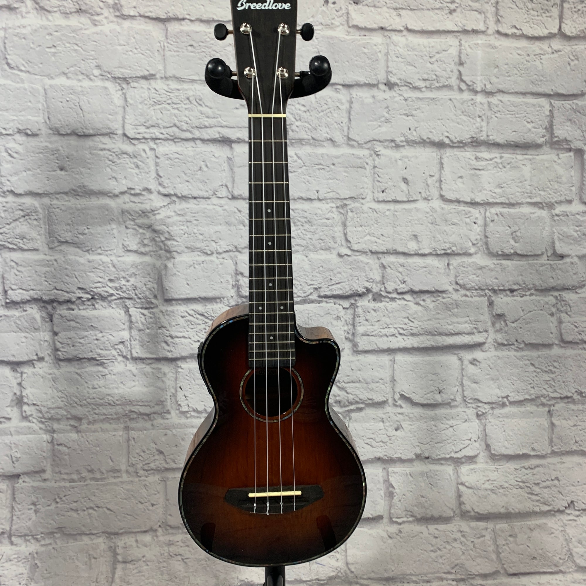 Breedlove EX S Concert UKE BO CE Ukulele