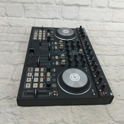 Native Instruments Traktor Kontrol s4 MK2 Controller