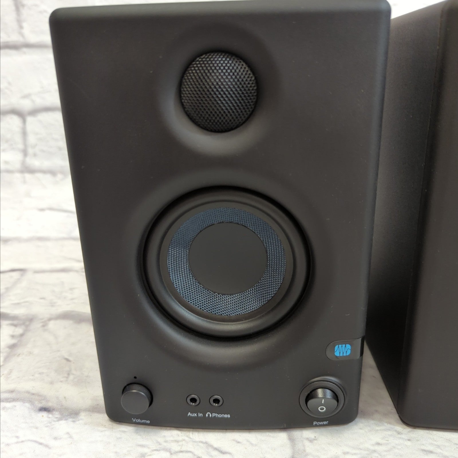 PreSonus Eris E3.5 2-Way Active Powered Studio Monitor Studio Pair