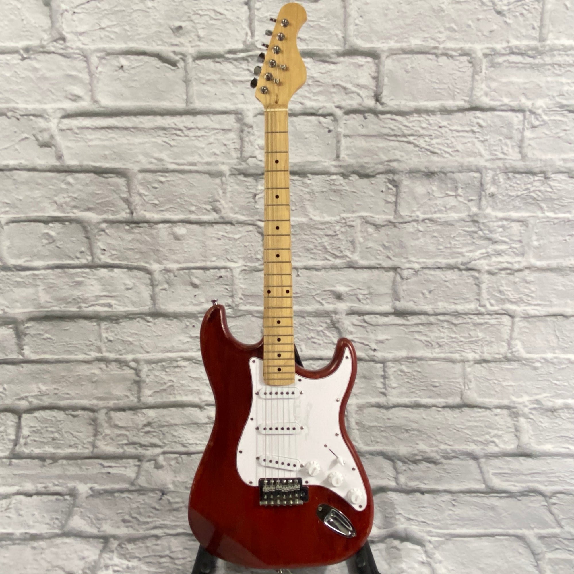 Unknown Red Strat Copy Electric Guitar