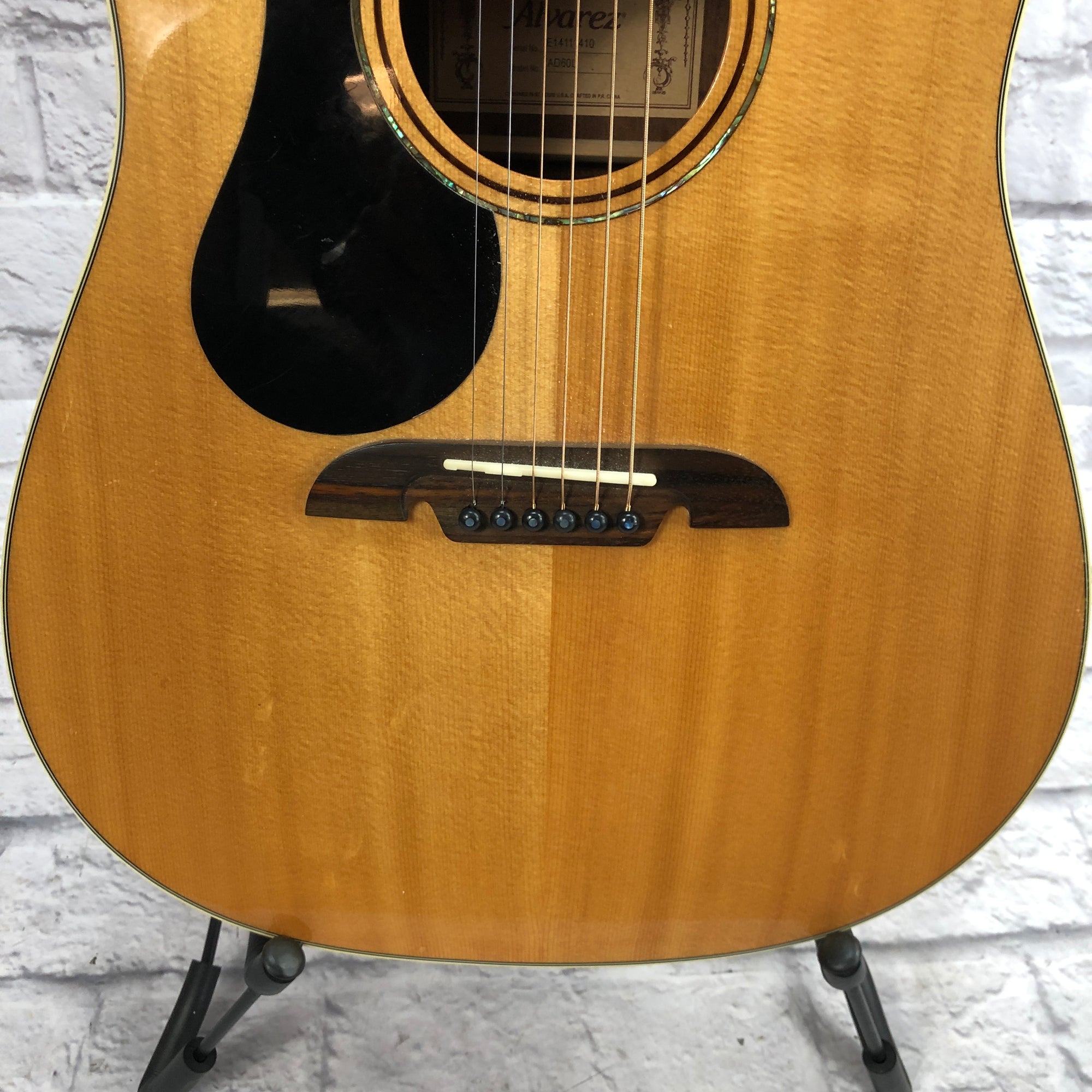 Alvarez AD60L Left Handed Acoustic Guitar