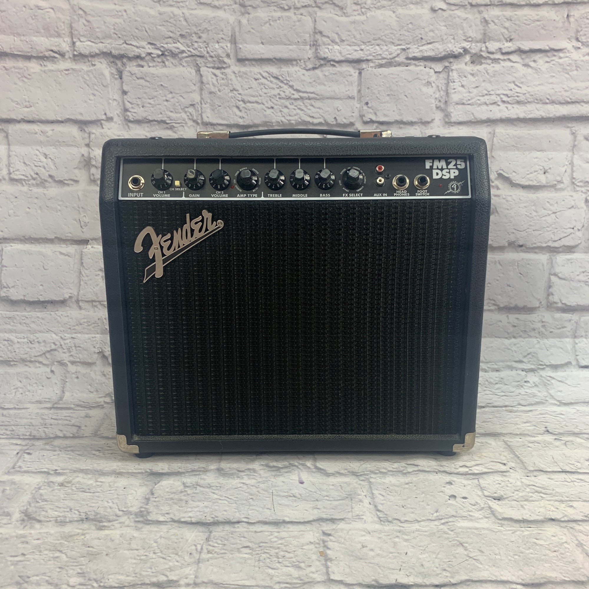 Fender FM25DSP 25 Watt Guitar Combo Amp
