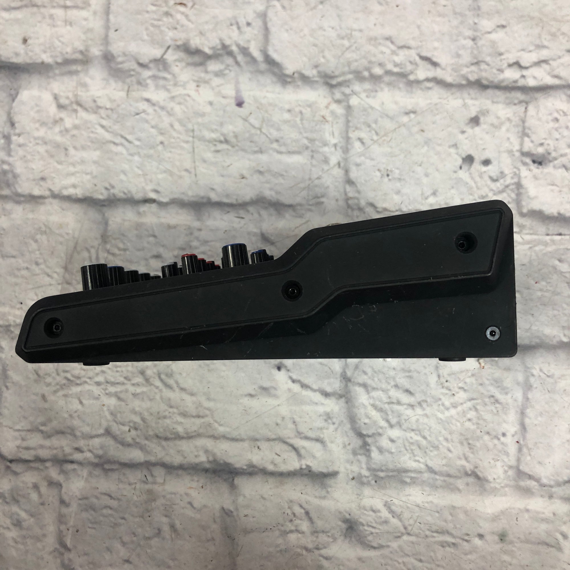 Alesis Multimix 8 USB FX Mixer