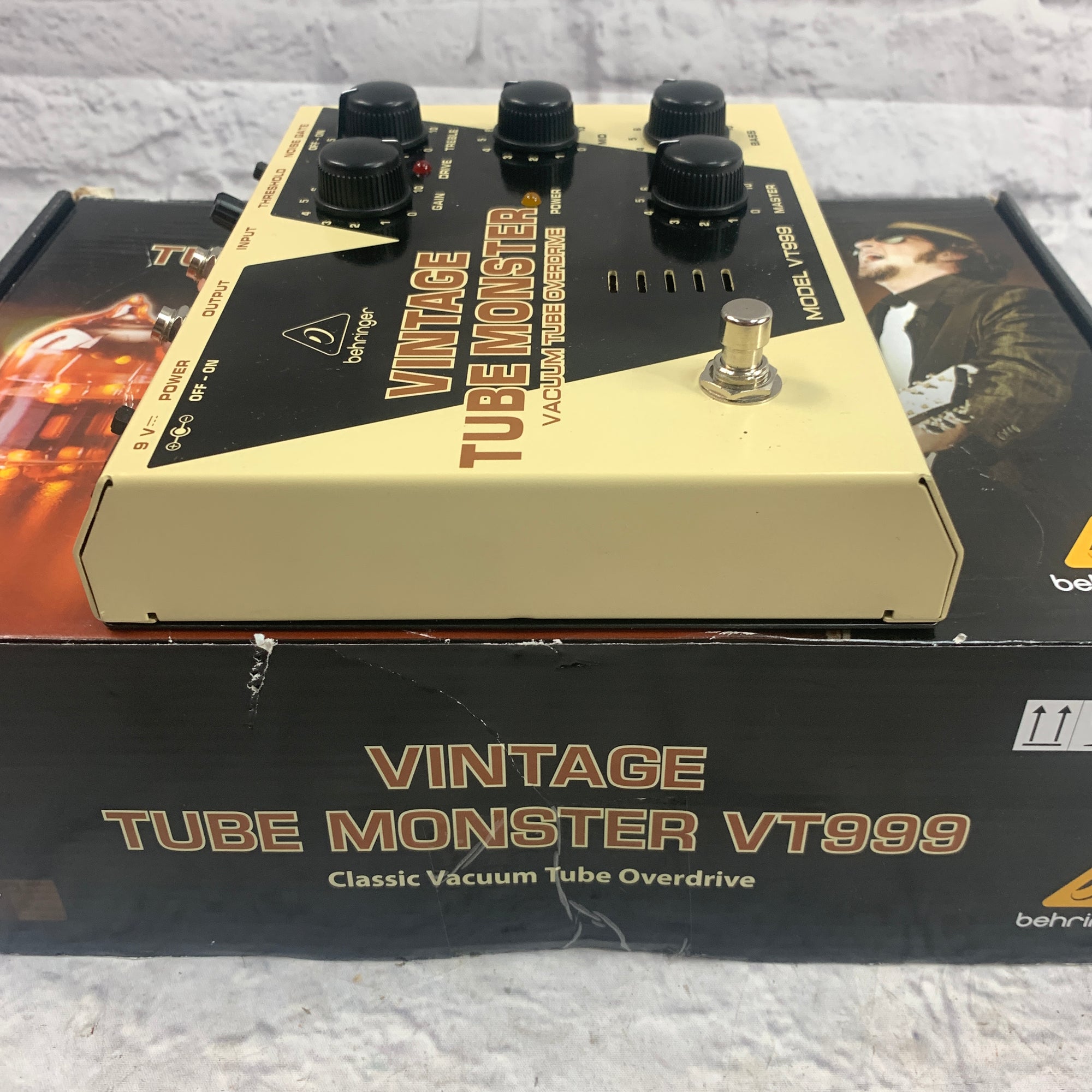 Behringer Vintage Tube Monster Vacuum Tube Overdrive Pedal