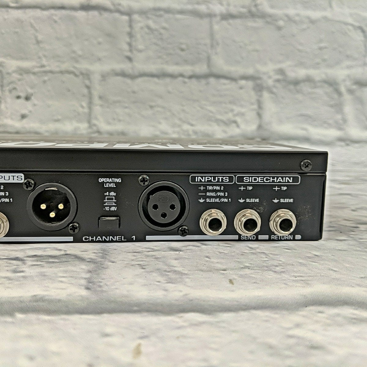 BEHRINGER COMPOSER PRO-XL MDX2600(美品) Behringer Composer Pro XL Overview - YouTube