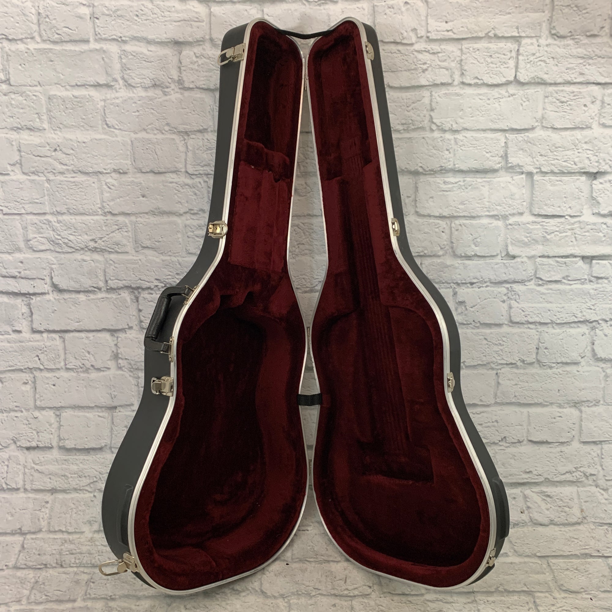 Taylor Concert Size Hardshell Acoustic Hard Case