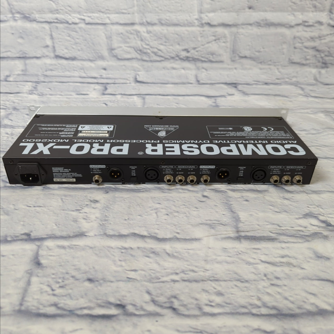 Behringer MDX2600 Composer Pro-XL Rack Compressor / Limiter