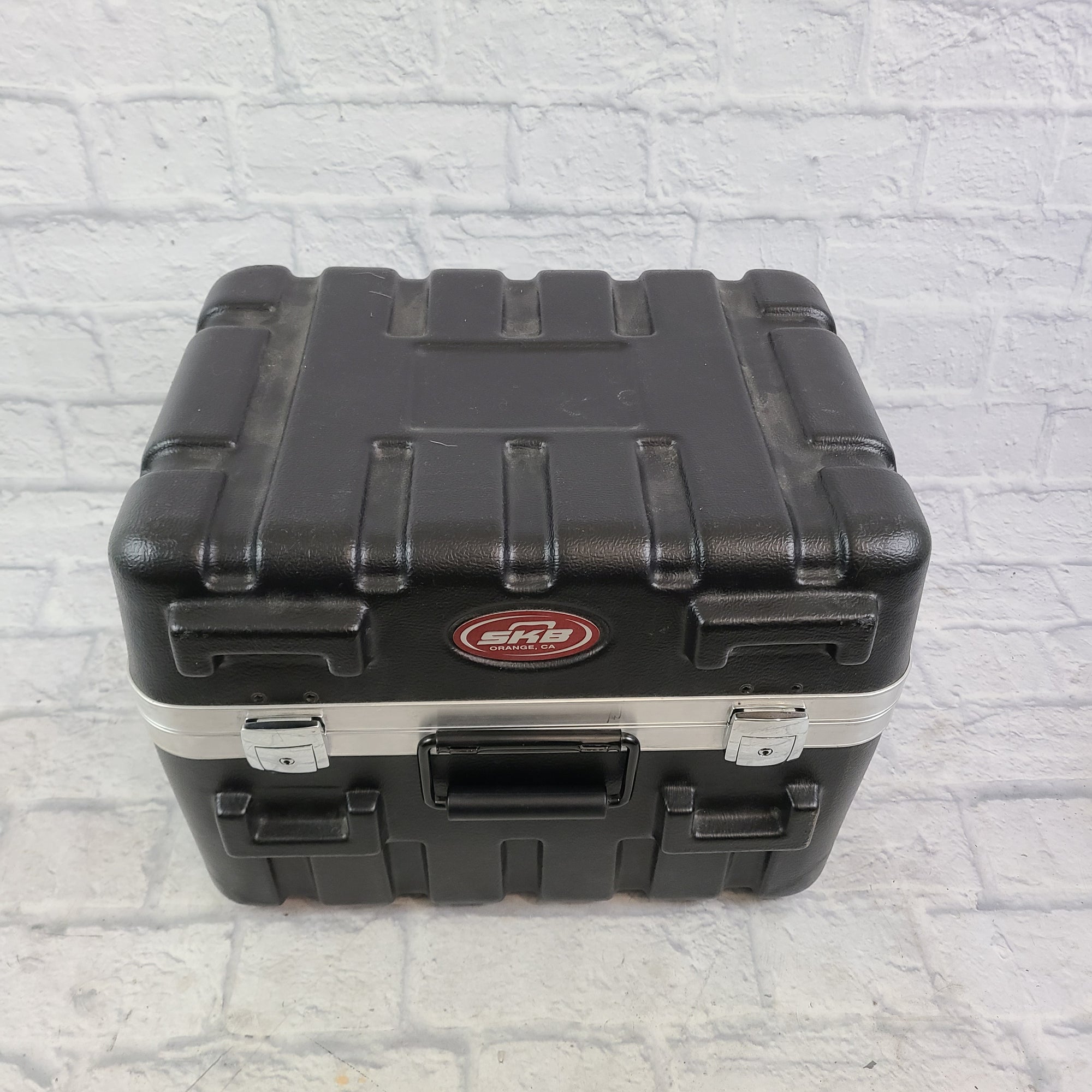 SKB 12 Microphone Hard Case