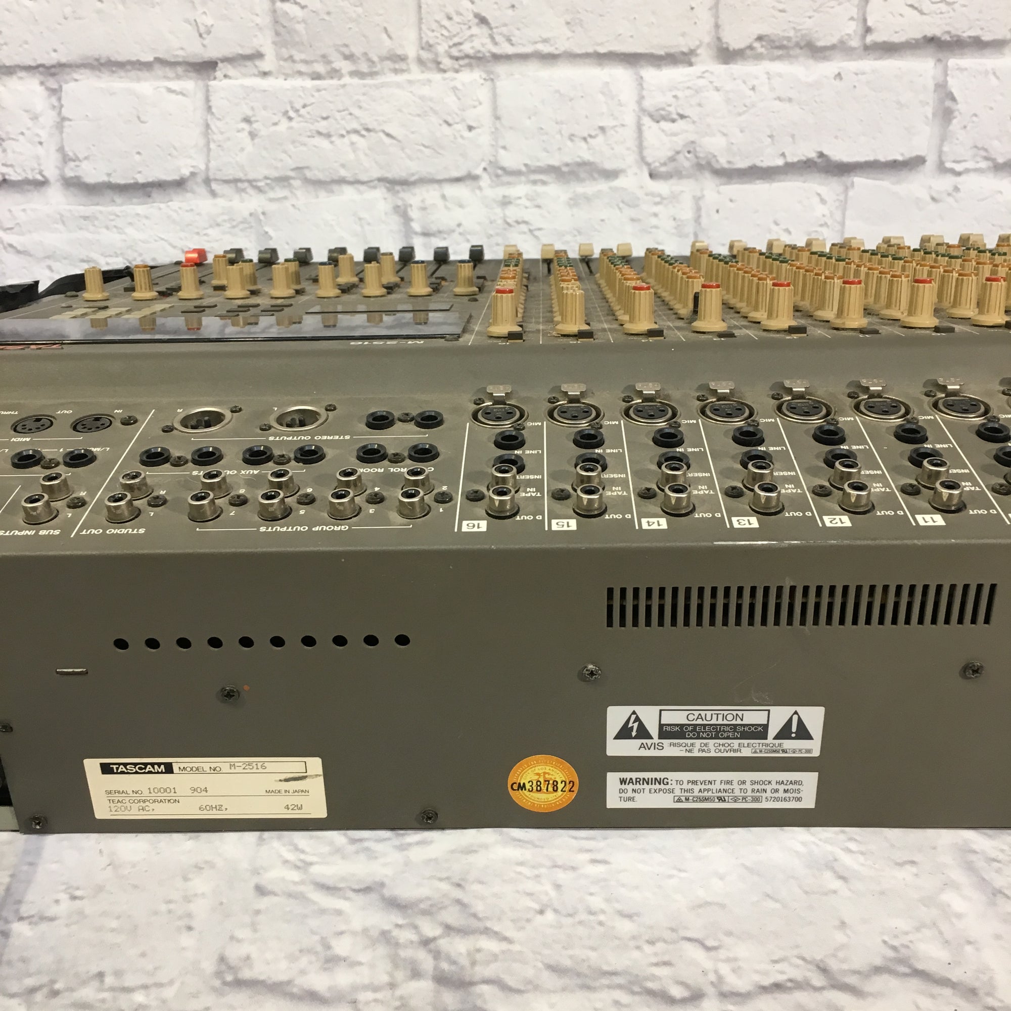 M-2516 - Tascam M-2516 - Audiofanzine