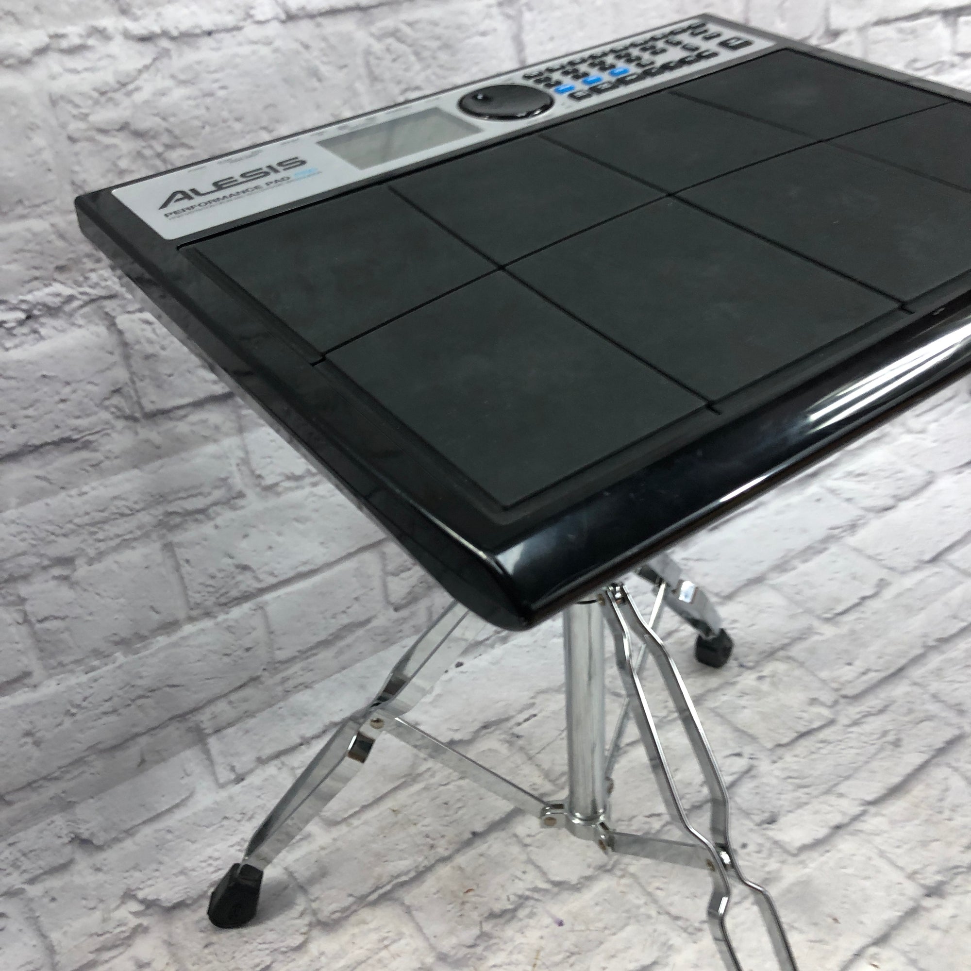 alesis performance pad pro kick pedal Alesis Sample Pad Pro with Stand and Power Supply