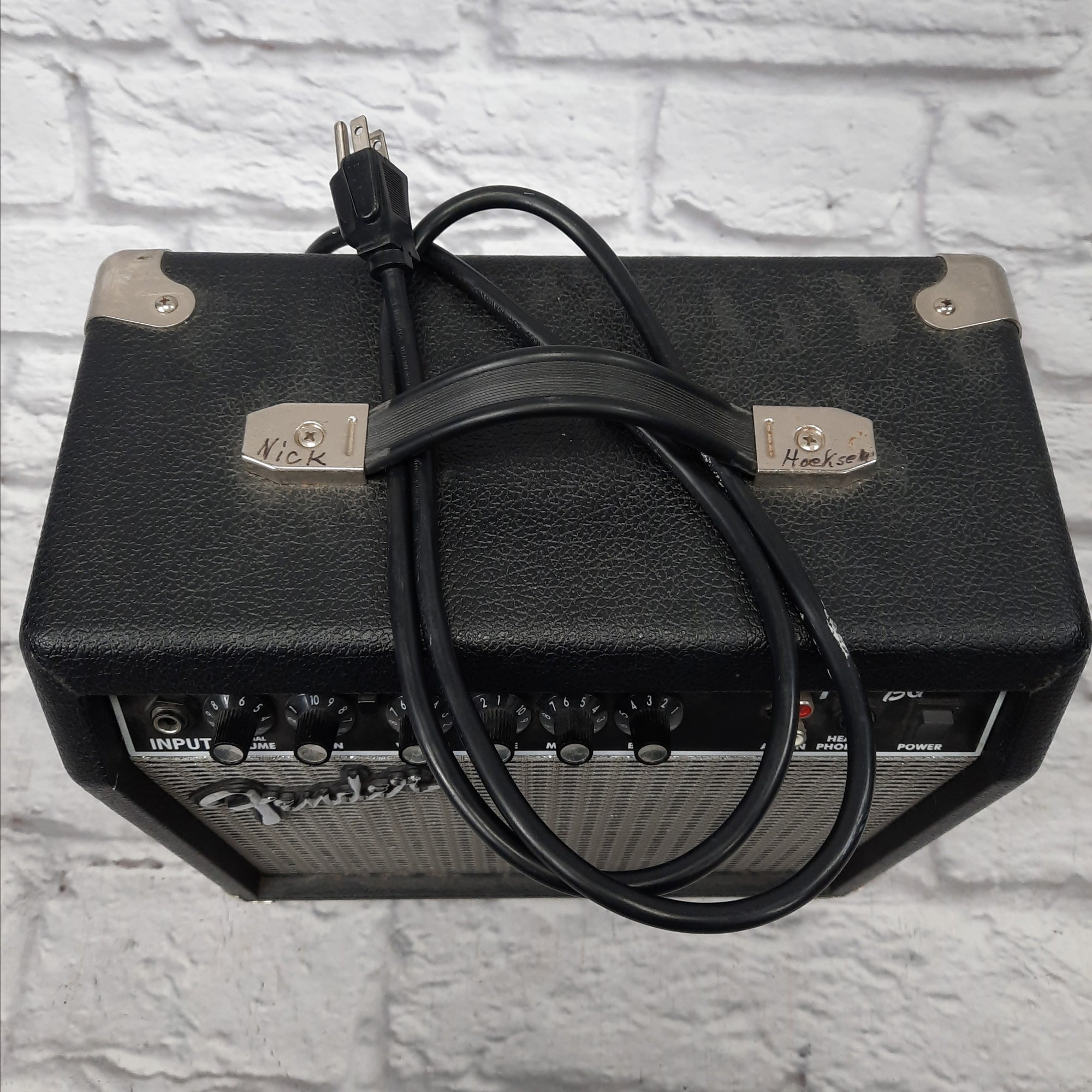Fender Frontman 15 Guitar Combo Amp