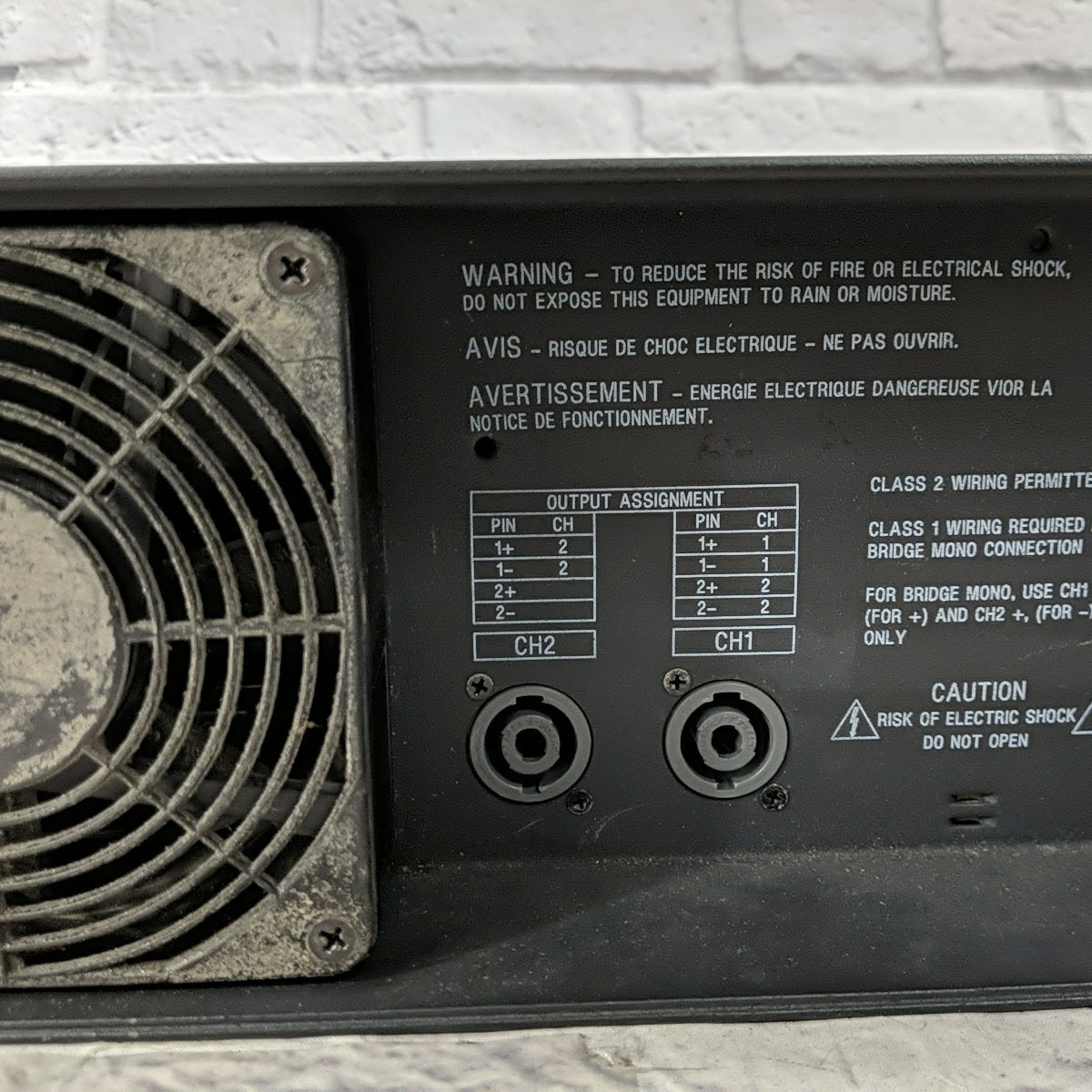 Crest Audio CE2000 Power Amp