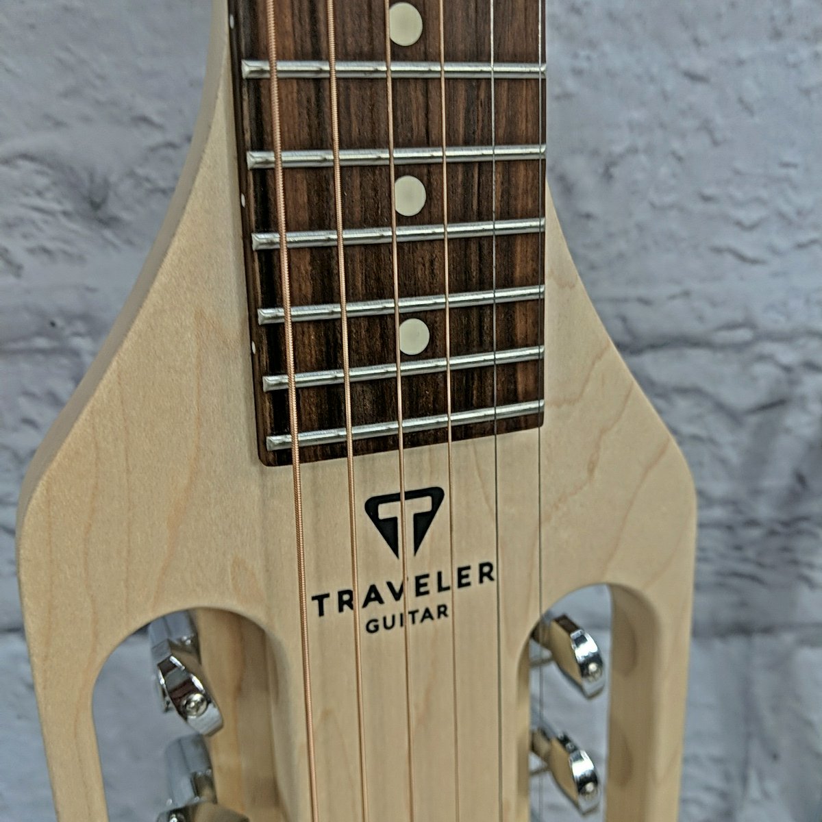 Traveler Ultra Light Travel Acoustic Guitar