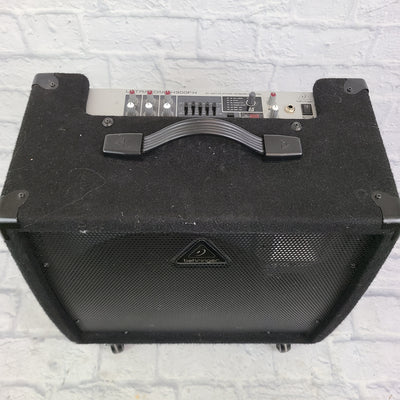 Behringer Ultratone X900FX Portable PA / Keyboard Amplifier