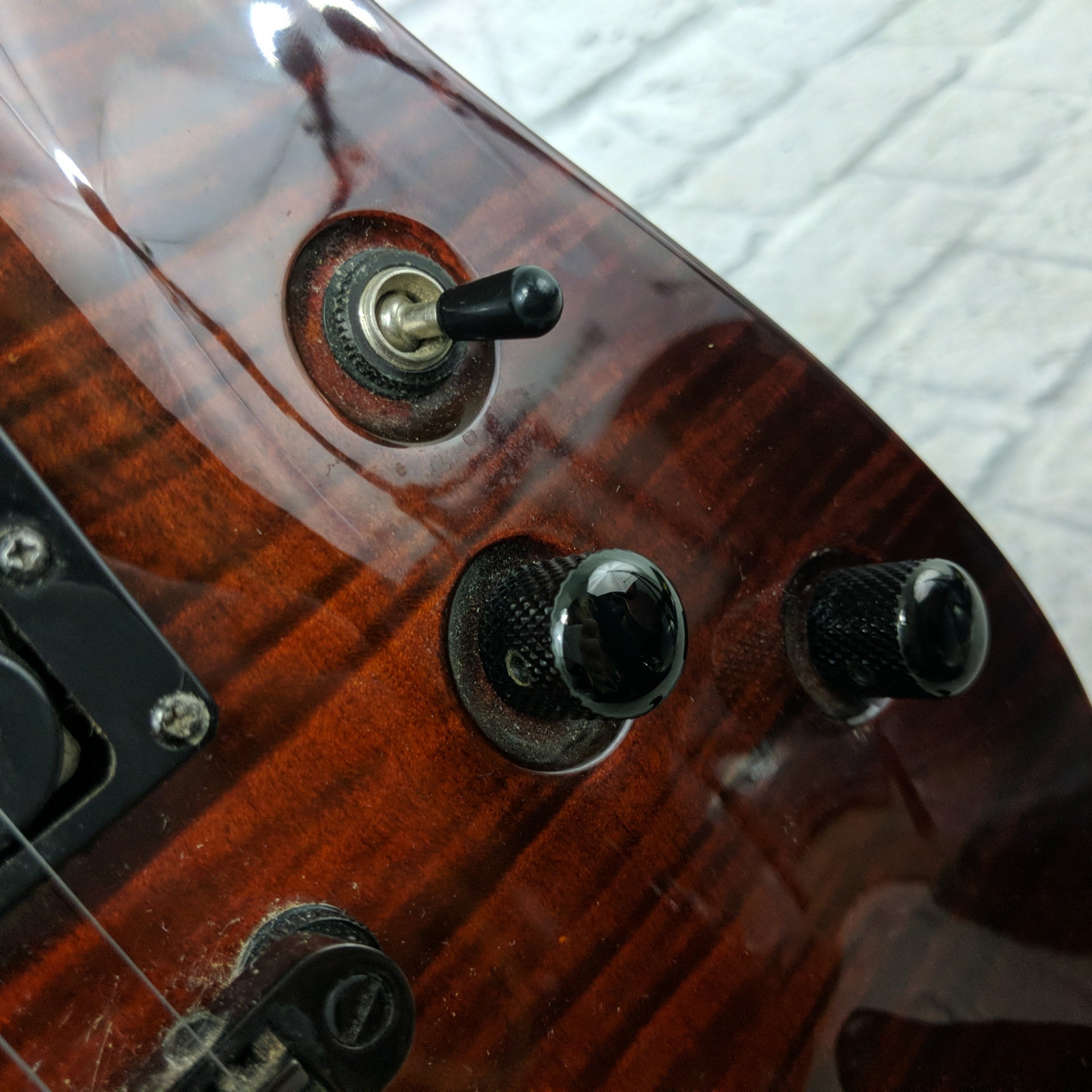 Schecter Gryphon Diamond Series Guitar