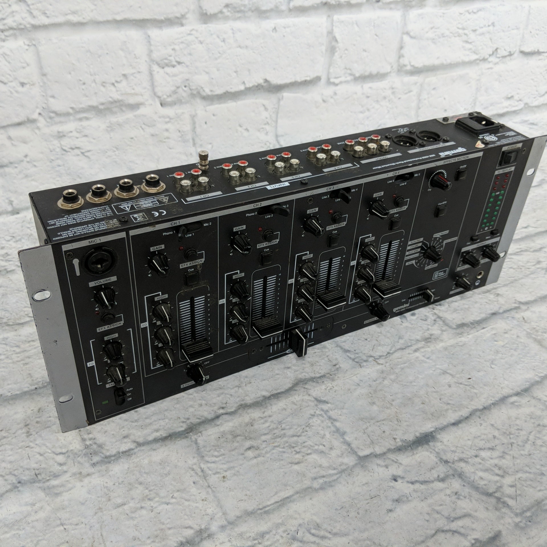 Gemini MM-4000 Professional Rack-Mounted Mixer - Evolution Music