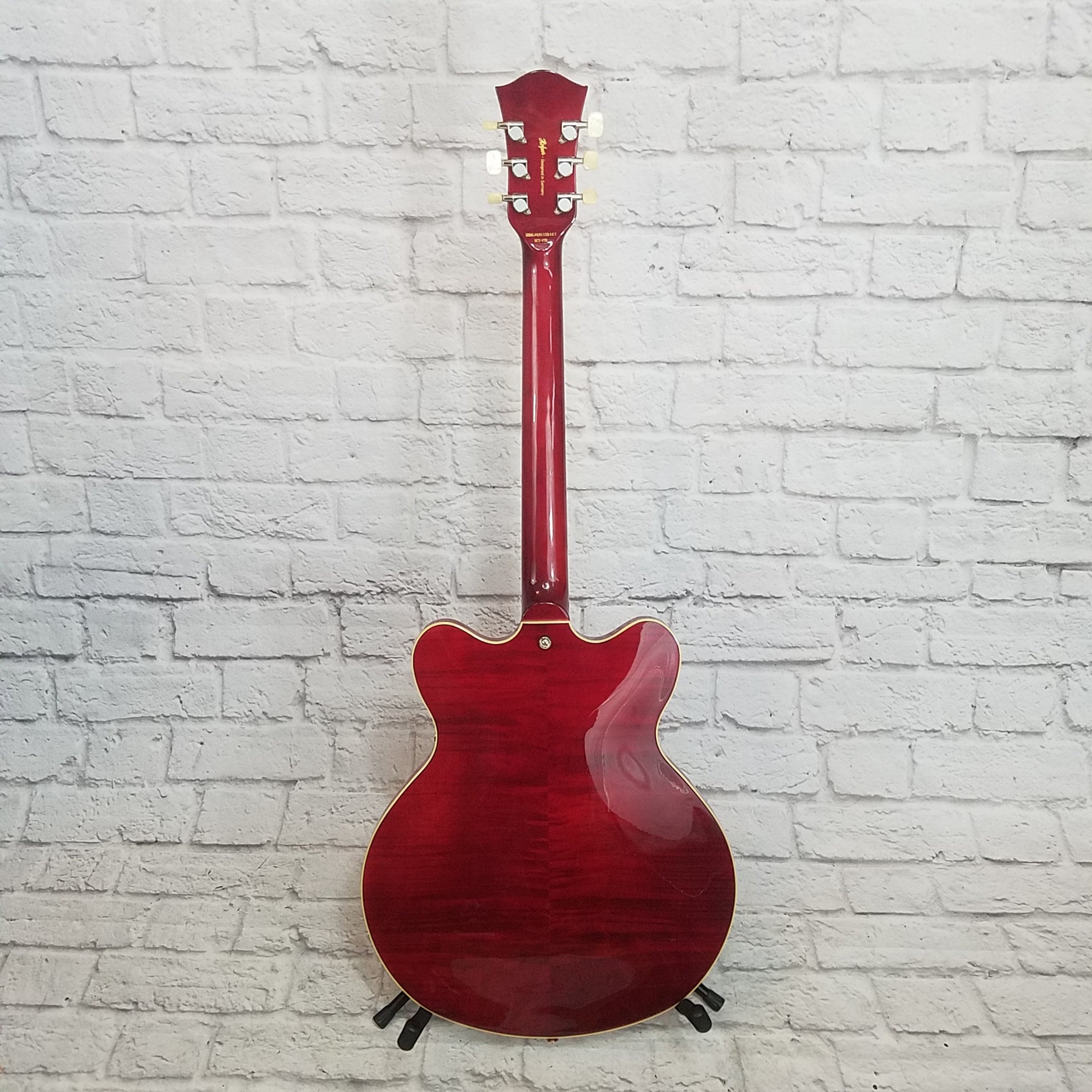Hofner Contemporary Verythin Semi-Hollow Guitar Transparent Red