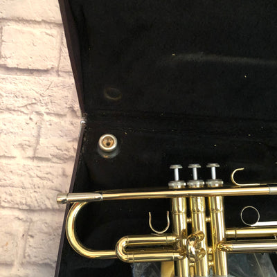 Yamaha YTR 2320 Trumpet with Case