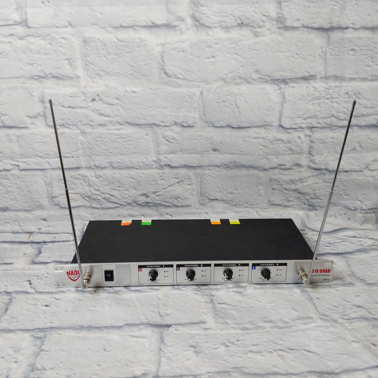 Nady 401X QUAD Wireless Mic System 4 Channel VHF Receiver