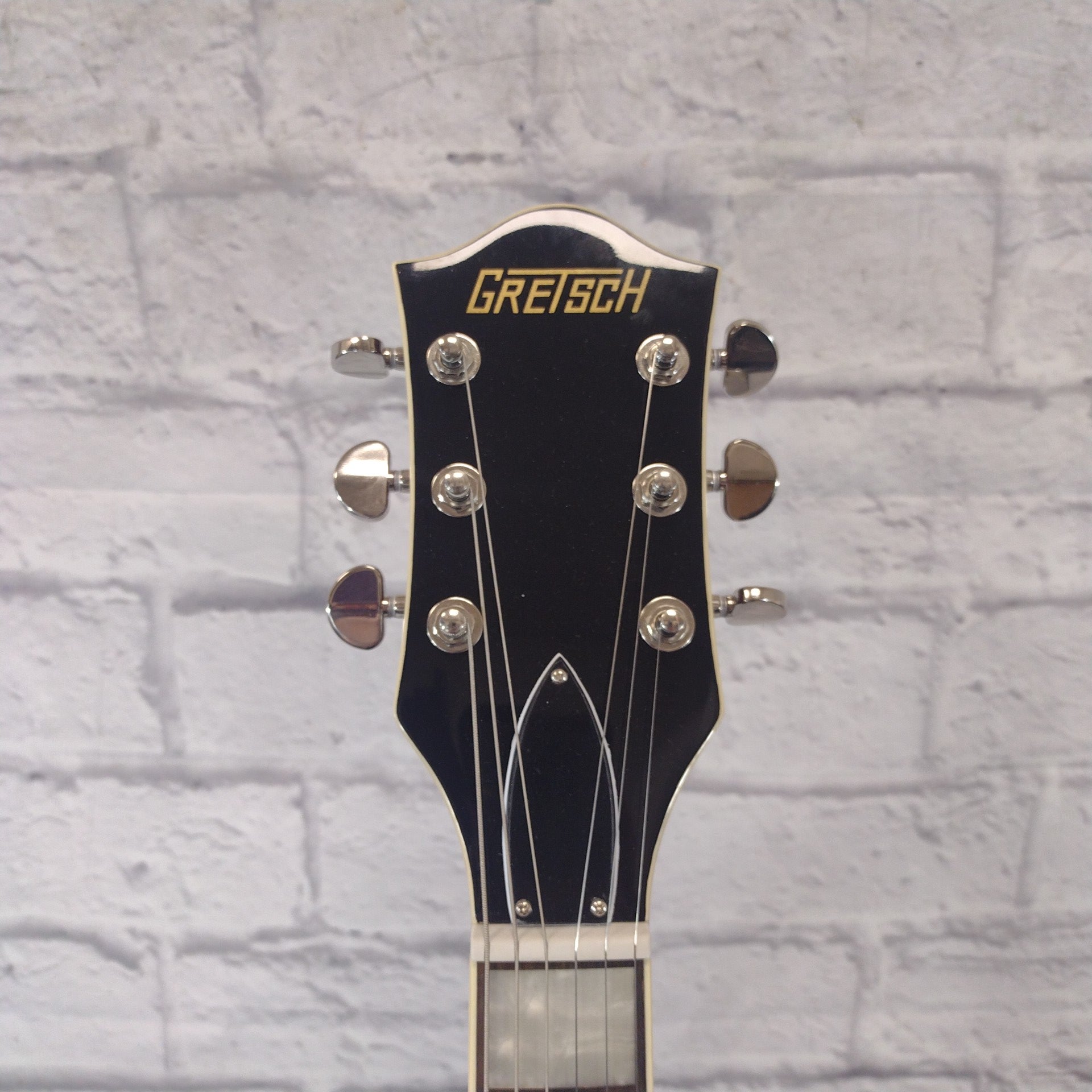 Gretsch G2420T Walnut Hollow Body Electric Guitar