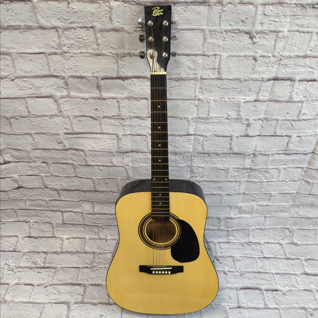 Rogue RA090d-ENA Dreadnaught Acoustic Guitar