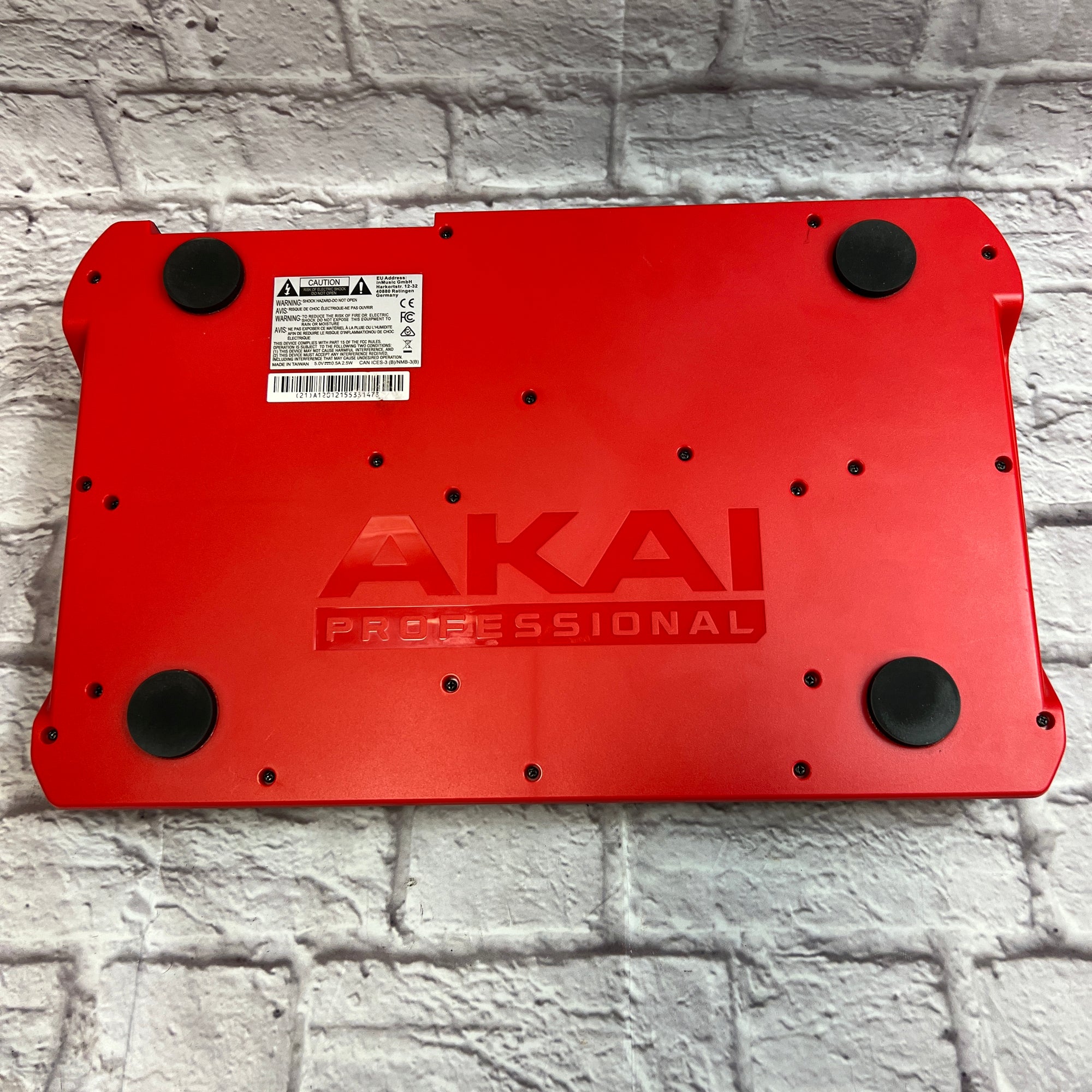 Akai MPK 225 Midi Controller