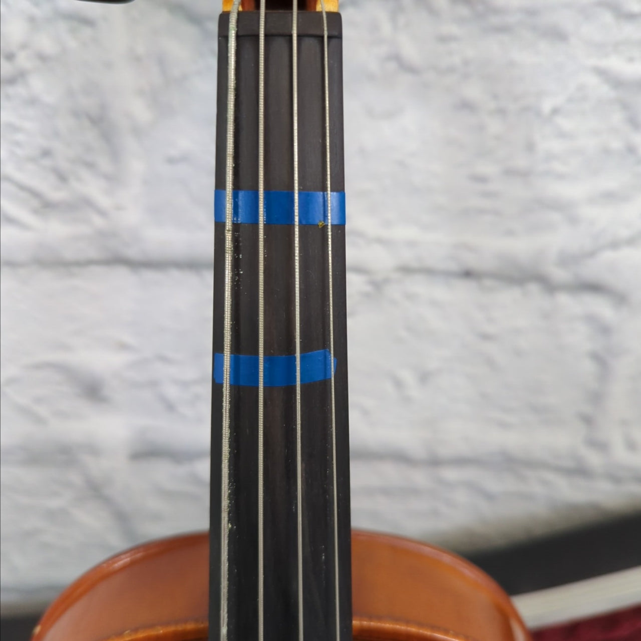 Knilling 14" Student Viola with Hard Case and Bow (4/4 Violin Size)