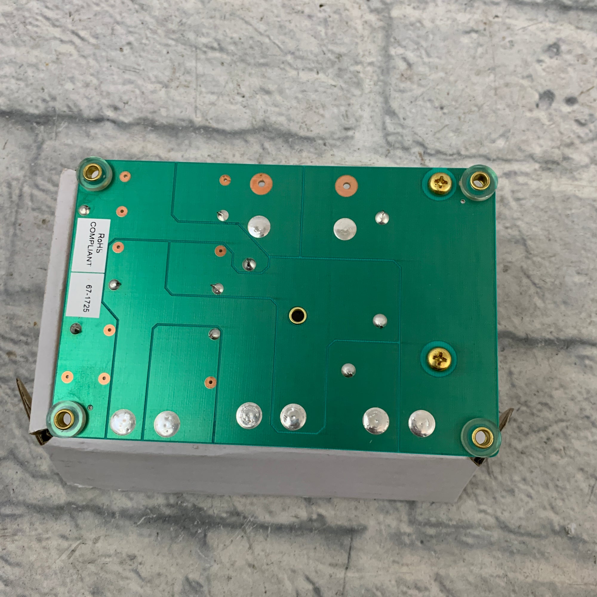 Eminence PXB21K6 Two-Way Board Crossover