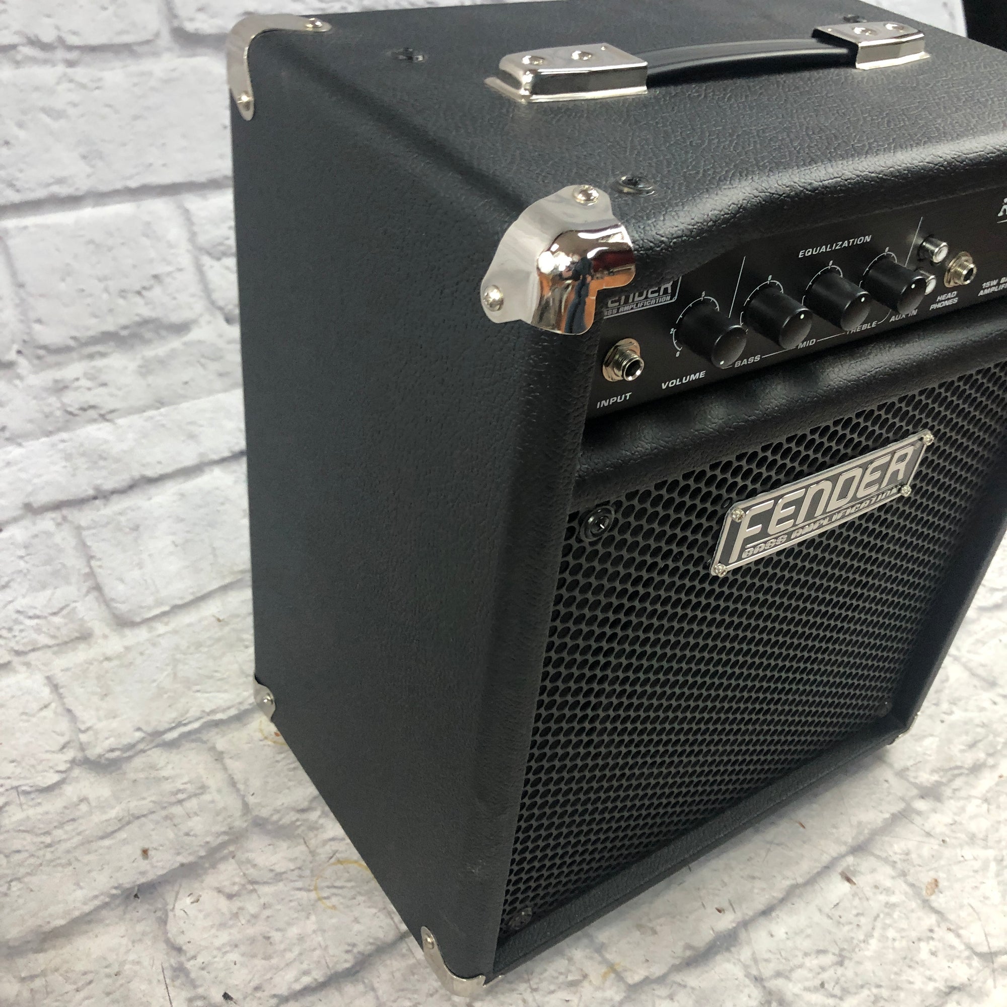 Fender Rumble 15 Bass Combo Amp - Evolution Music