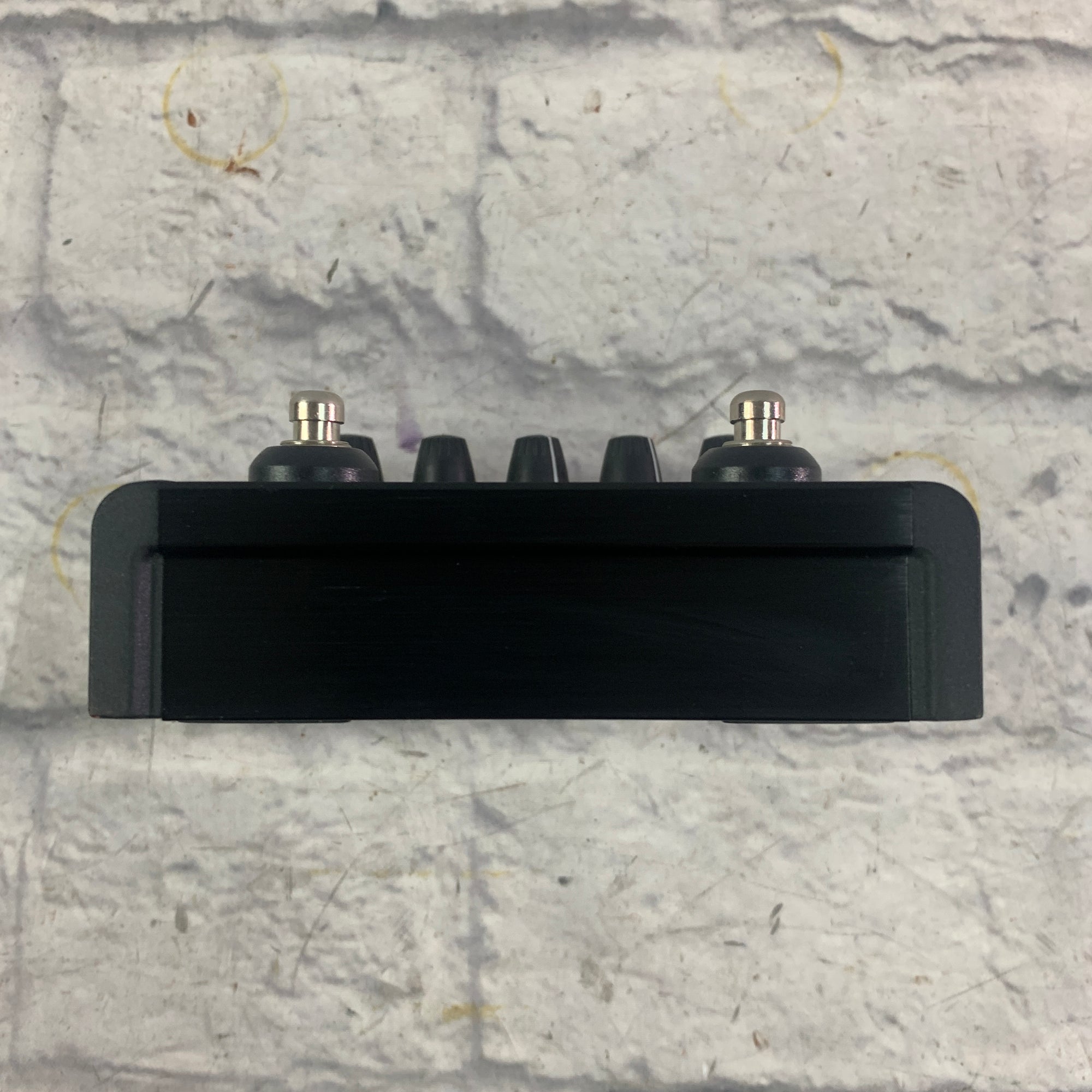 TC Helicon Voicetone Correct Pitch Correction and Vocal Effect Pedal