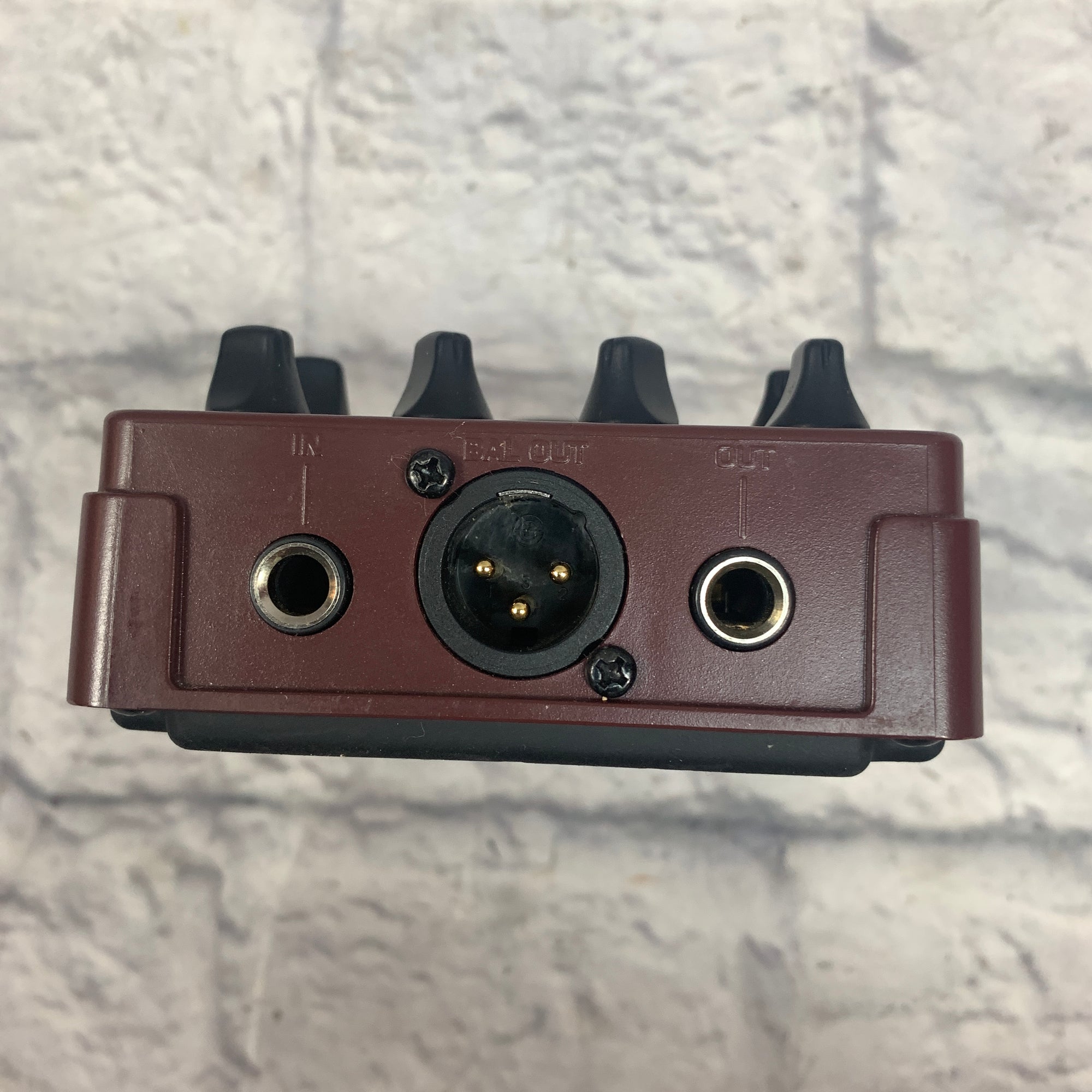 Behringer V-Tone ADI 21 Acoustic Modeler