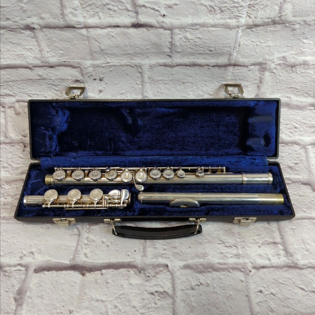 Armstrong 104 Closed Hole Flute with B-Foot
